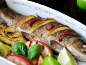 Рыба, запеченная с яблоками