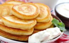 Пышные оладьи на кефире