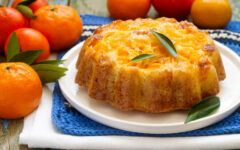 Шарлотка с мандаринами